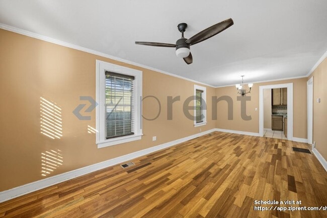Building Photo - 888 Edgewood Ave NE