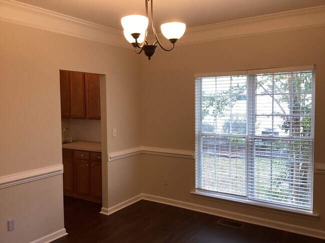 Foto del edificio - 105 Riverfront Parkway