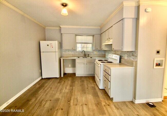 Foto del edificio - 1037 Brown Dr