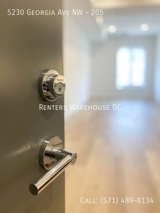 Foto del edificio - 5230 Georgia Ave NW