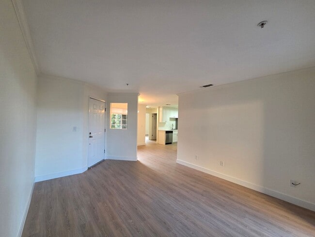 Foto del edificio - Large 2 Bedroom, 2 Bath Condo in San Ramon