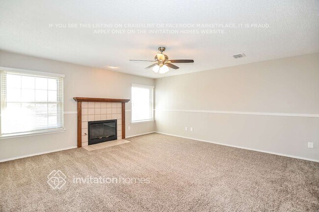 Building Photo - 205 Moss Dr