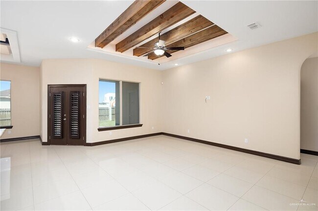 Foto del edificio - 16 N 36th St