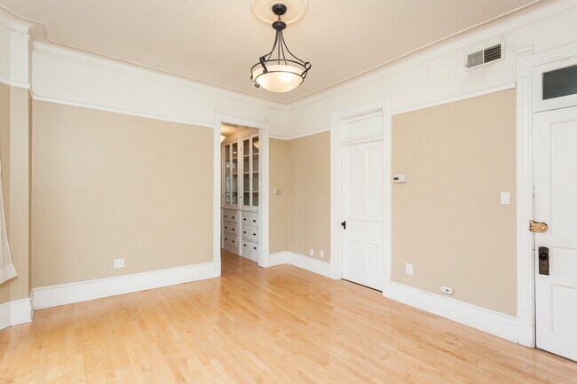 Foto del edificio - 929 W Fletcher St