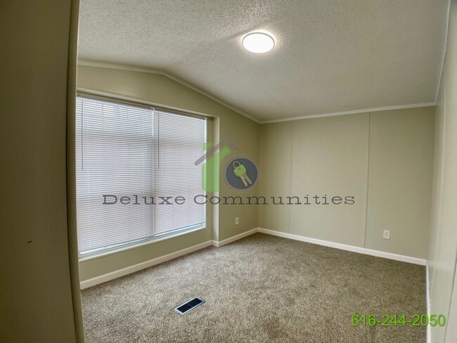 Foto del edificio - 3 Bed 2 Bath Mobile Home MOVE IN READY!