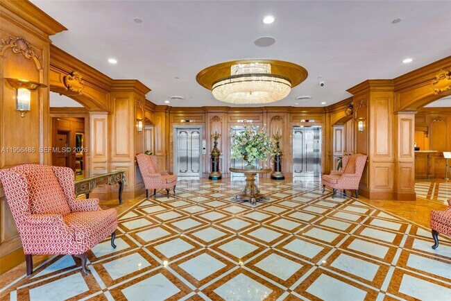 Foto del edificio - 700 Biltmore Way