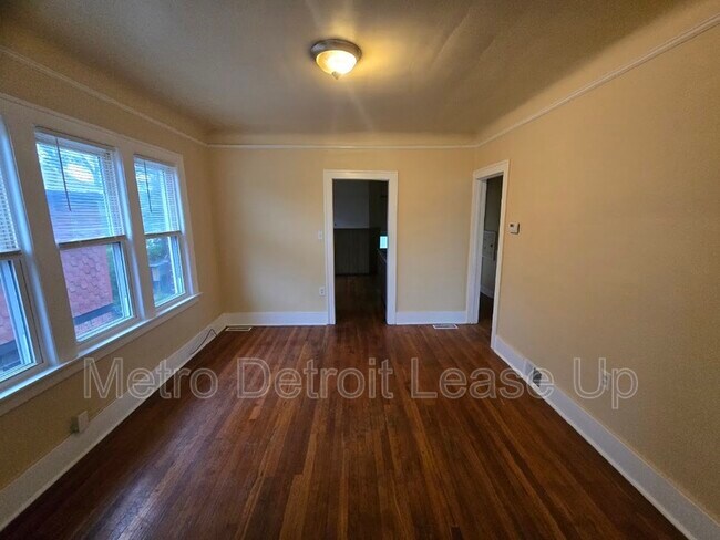 Foto del edificio - 4696 Nottingham Rd