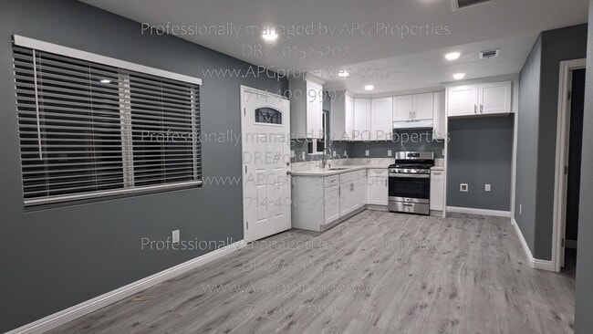 Foto del edificio - 7432 Franklin St