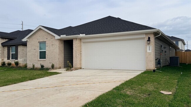 Building Photo - 3807 Axyl Run Ct