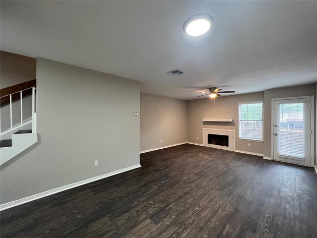Building Photo - 7417 Kingswood Cir