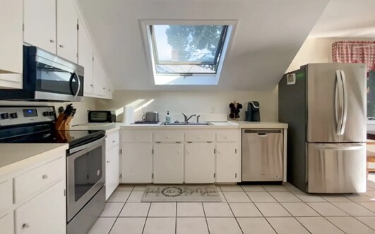 Building Photo - 20 Annandale Rd