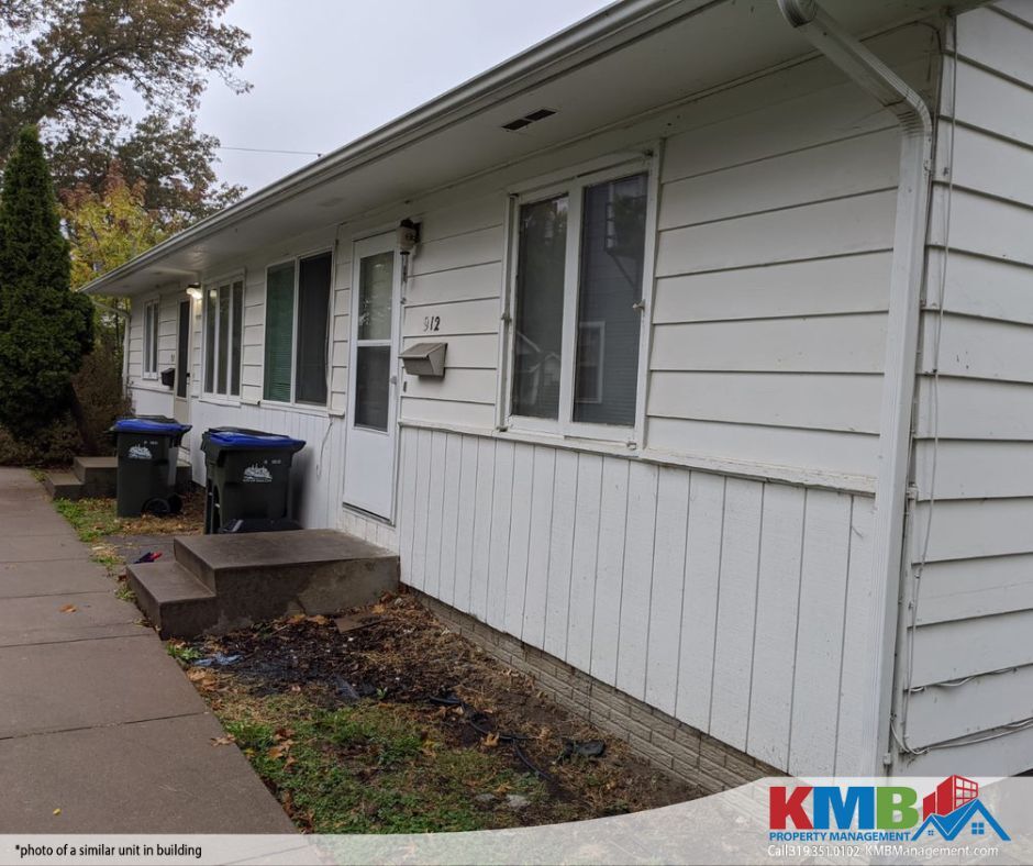 Foto principal - 910 Hudson Ave