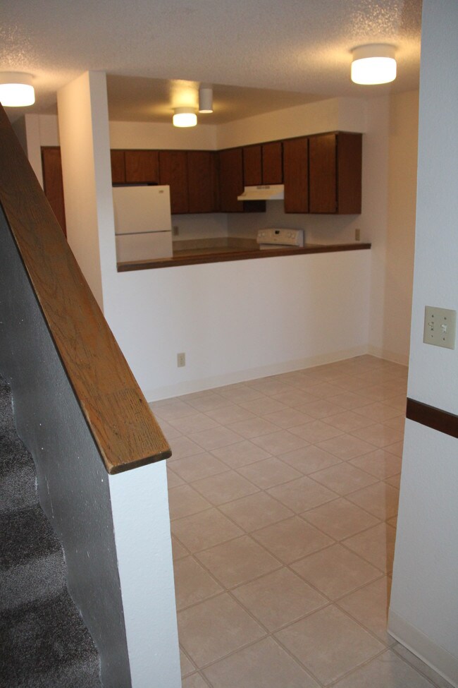 Foto del edificio - 444 NE Quimby Ave