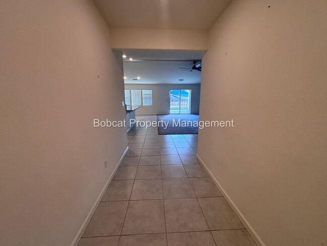 Foto del edificio - Large Home in Dayton with Mother In Law Quarters