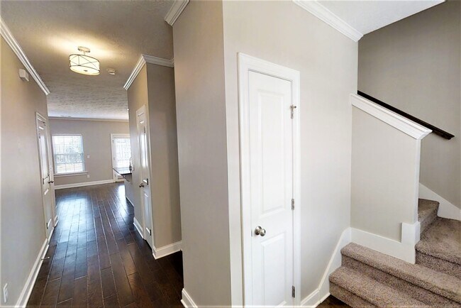 Foto del edificio - 407 Brantley Cove Cir