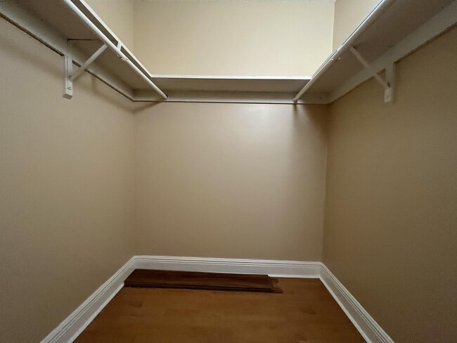 Building Photo - 1201 SW 50th Ave