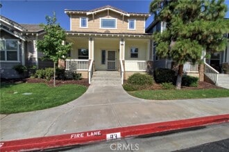 Building Photo - 93 Orangewood Ct
