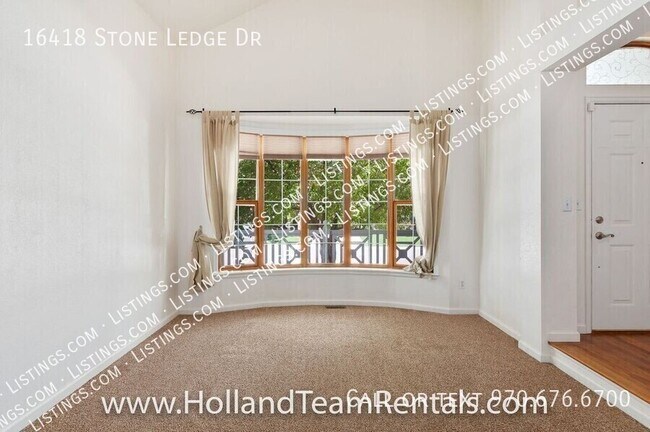 Foto del edificio - 16418 Stone Ledge Dr