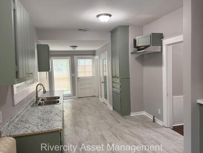 Foto del edificio - Midtown Masterpiece!!! Move-In Ready!!!!!