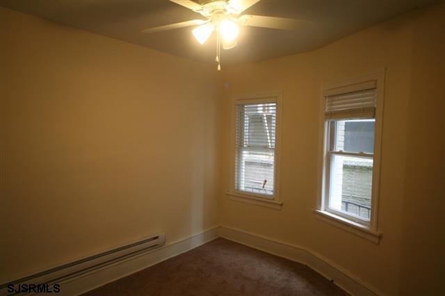 Building Photo - 3818 Ventnor Ave