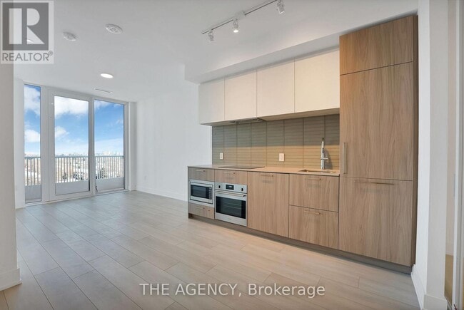 Building Photo - 36 Olive Ave