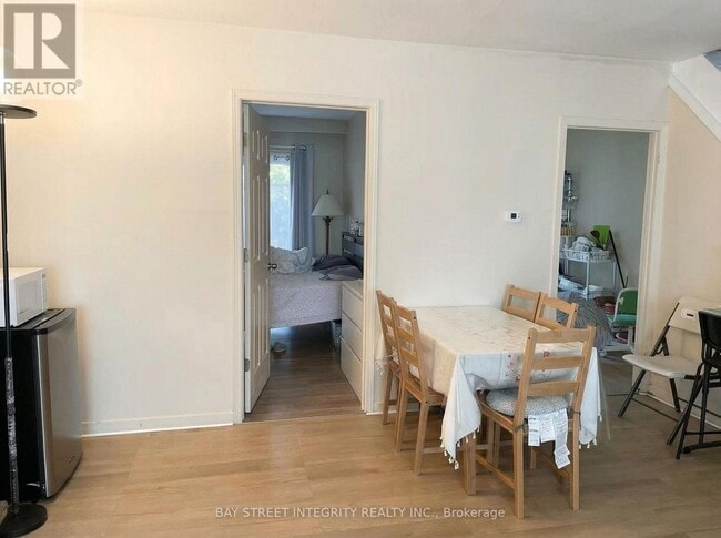 Building Photo - 248 Westcourt Pl