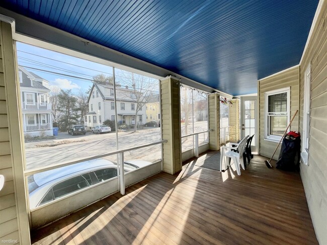 Building Photo - 3 br, 1 bath House - 36 Marlboro St