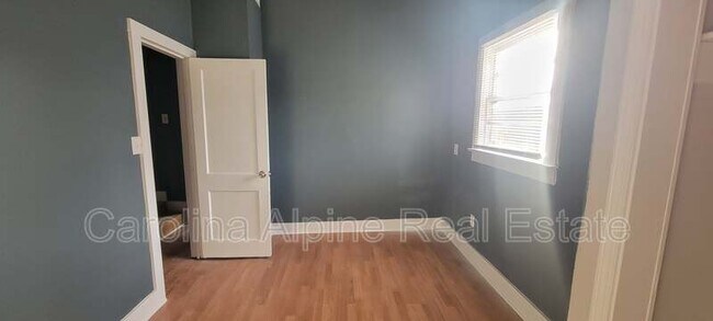 Building Photo - 304 Royster Ave