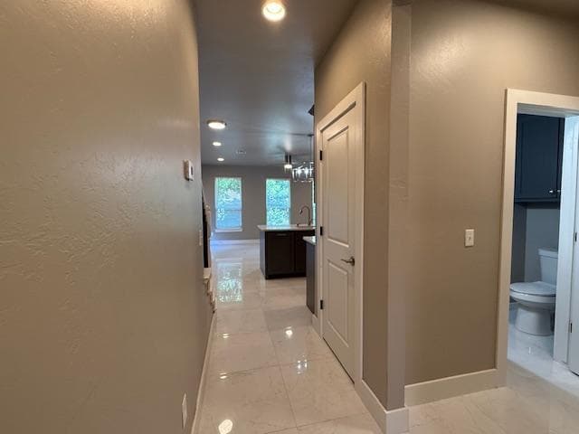 Building Photo - 632 Abadan Dr