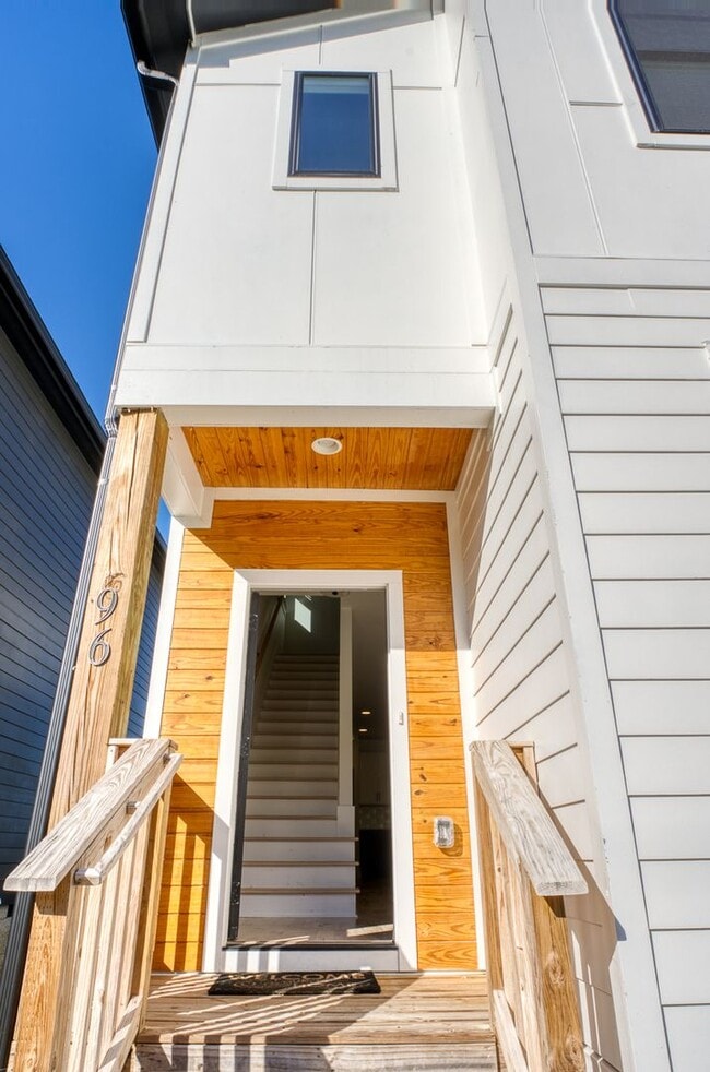 Foto del edificio - 96 Shields Ln