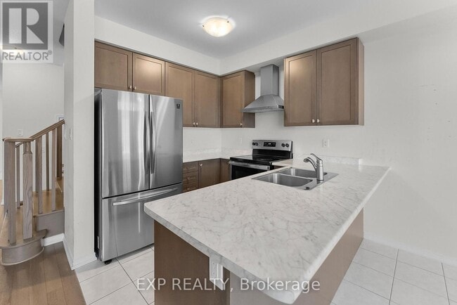 Building Photo - 8273 Tulip Tree Dr