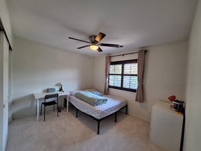 Building Photo - 48 Primrose Ct