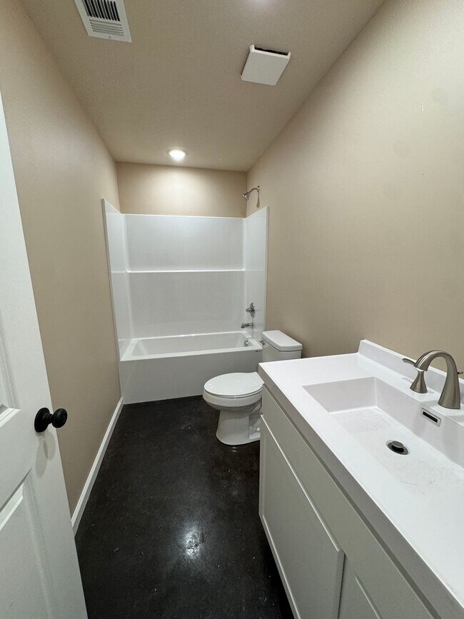 Foto del edificio - Brand New 3 Bed / 2 Bath in Trumann Availa...
