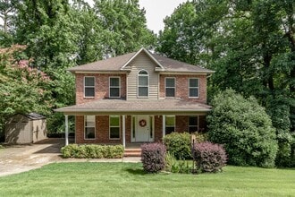 Building Photo - 438 Bristol Rd