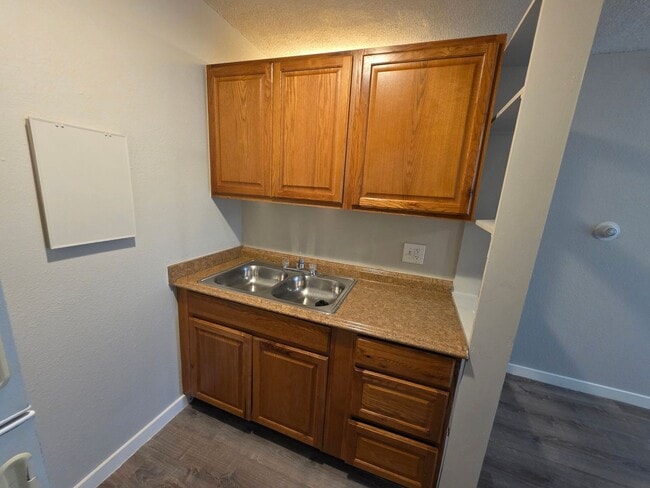 Building Photo - 233 E Arvada St