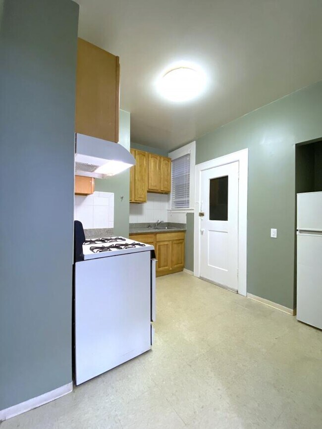 Building Photo - 1 bedroom in San Francisco CA 94109
