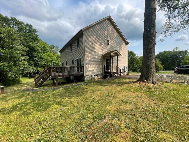 Building Photo - 2040 State Route 17k