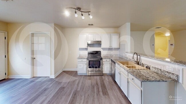 Photo - 4909 Parkview Hills Ln House