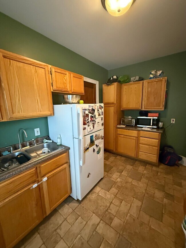 Foto del edificio - 614 5th St NE