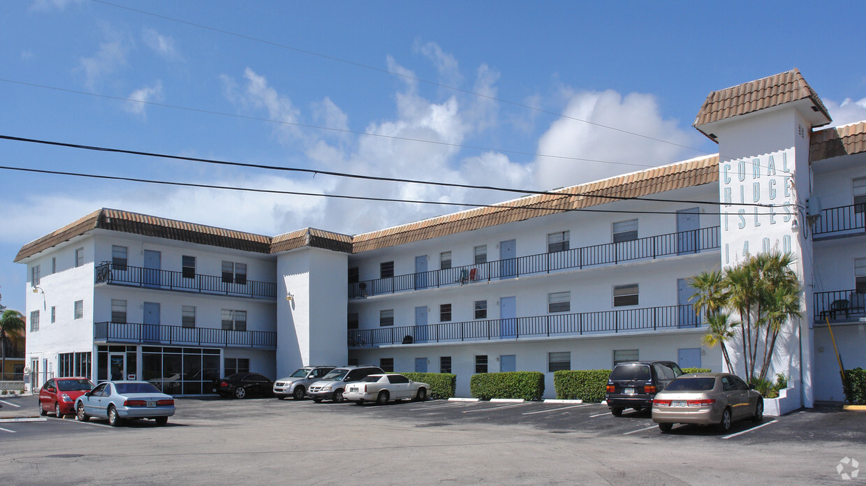 Foto principal - Coral Ridge Isles Apartments