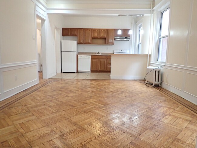 Building Photo - 144 Linden Blvd