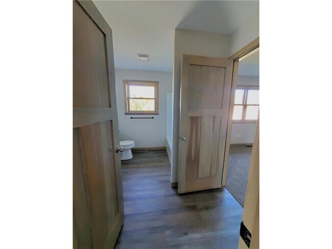 Foto del edificio - 685 Heritage Ln