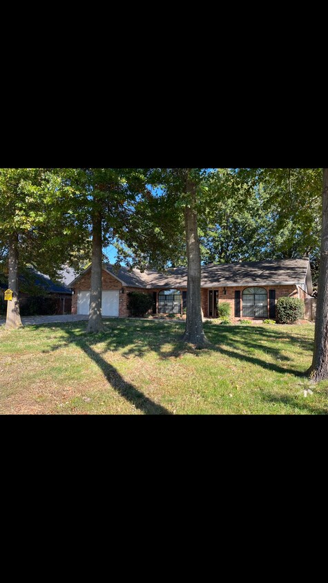 Primary Photo - 405 N 40th St