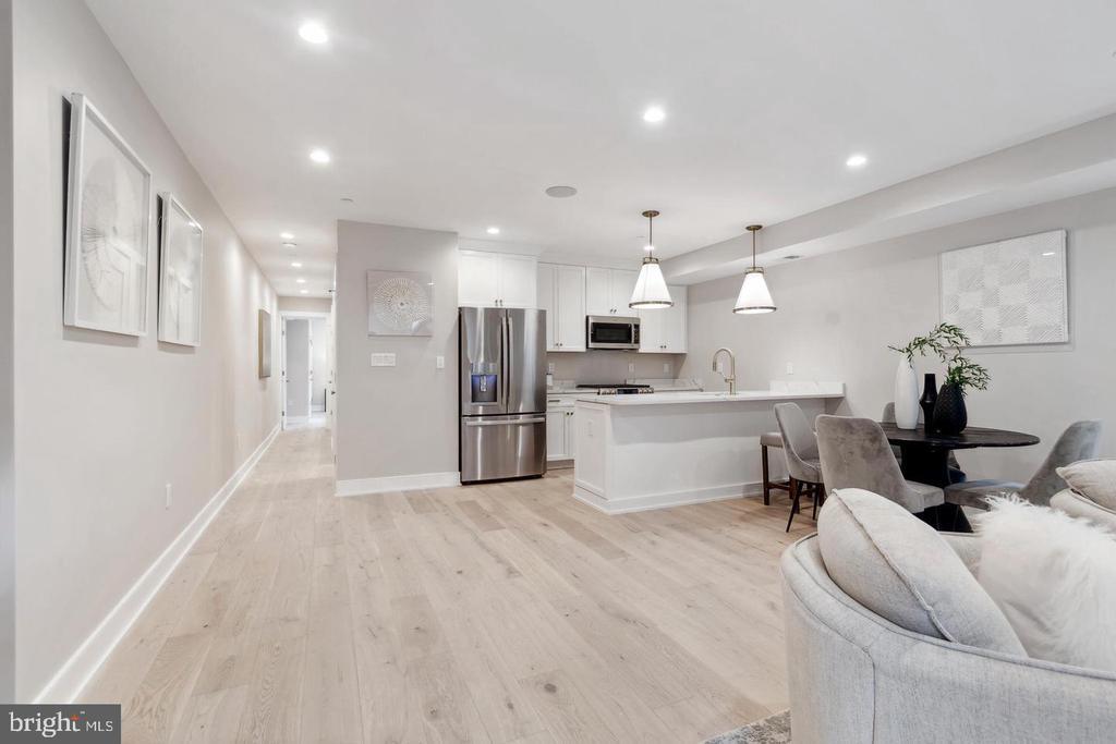 Foto principal - 5305 Connecticut Ave NW