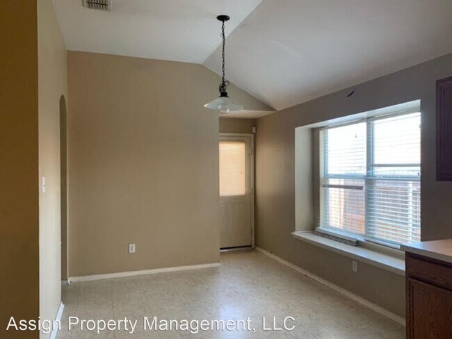 Foto del edificio - 4 br, 2 bath House - 11905 Grizzly Bear