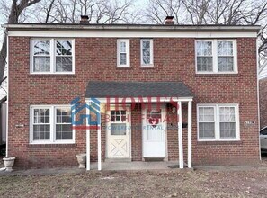 Building Photo - 1120 Bayard Park Dr