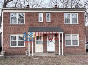 Building Photo - 1120 Bayard Park Dr