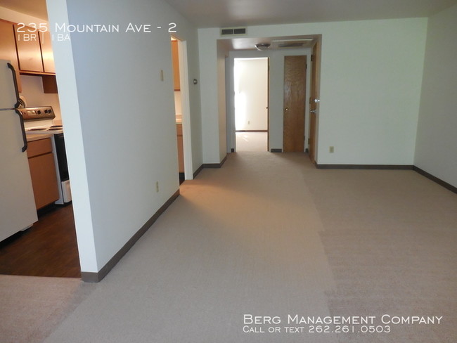 Building Photo - 235 Mountain Ave