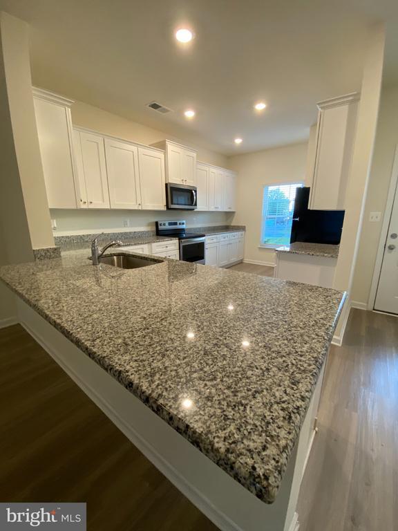 Building Photo - 697 Rivanna Run