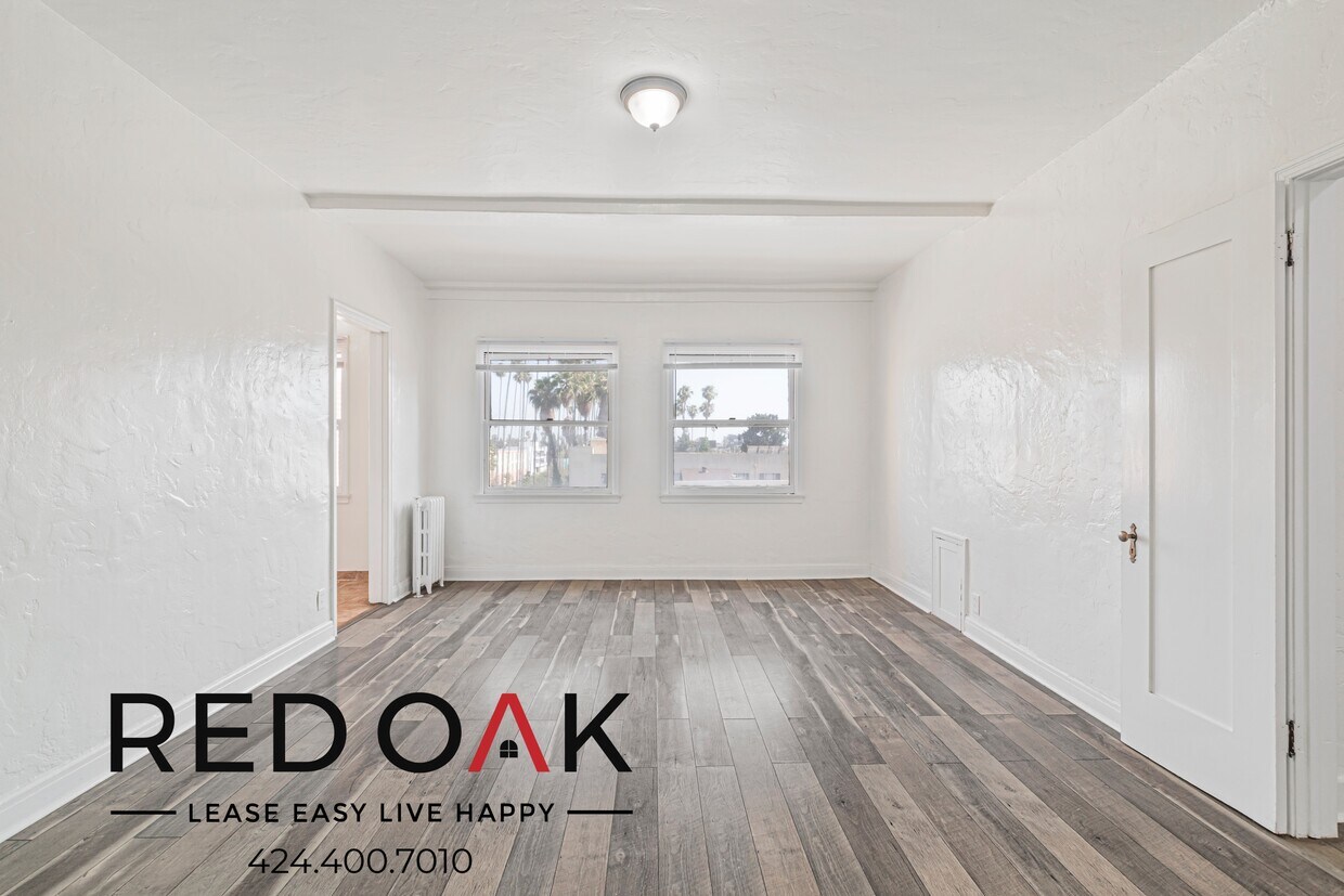 Foto principal - 2700 San Marino St